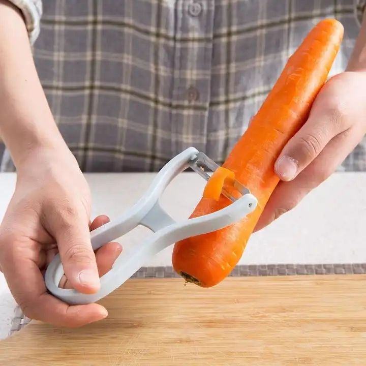 2 in 1 Vegetable Peeler – Dual Blade Stainless Steel Fruit & Vegetable Peeler with Julienne Cutter
