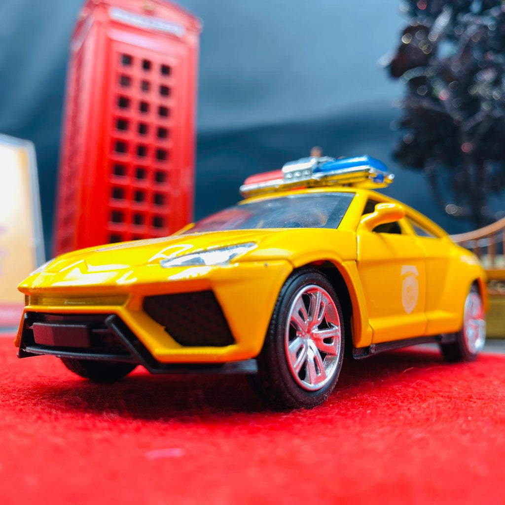 Die-cast Lamborghini Urus Police Car - TZP1