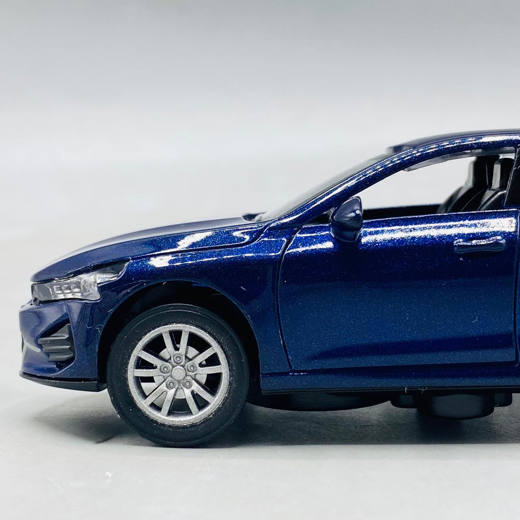 Diecast Kia K5/Optima Model Car 1:32 Scale | Simulated Alloy with Sound & Light | Collector's Toy