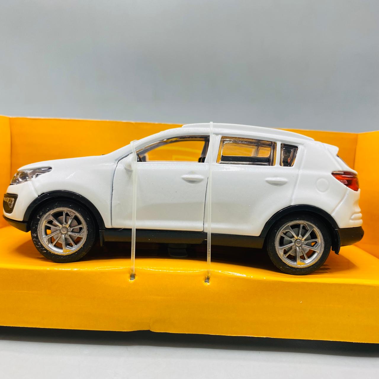 Premium 1:32 Scale Diecast Model Kia SUV Car