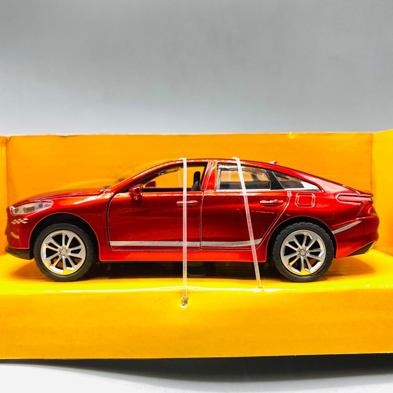 Diecast Hyundai Tucson Model Car | 1:32 Scale | Sound, Lights & Pullback Action