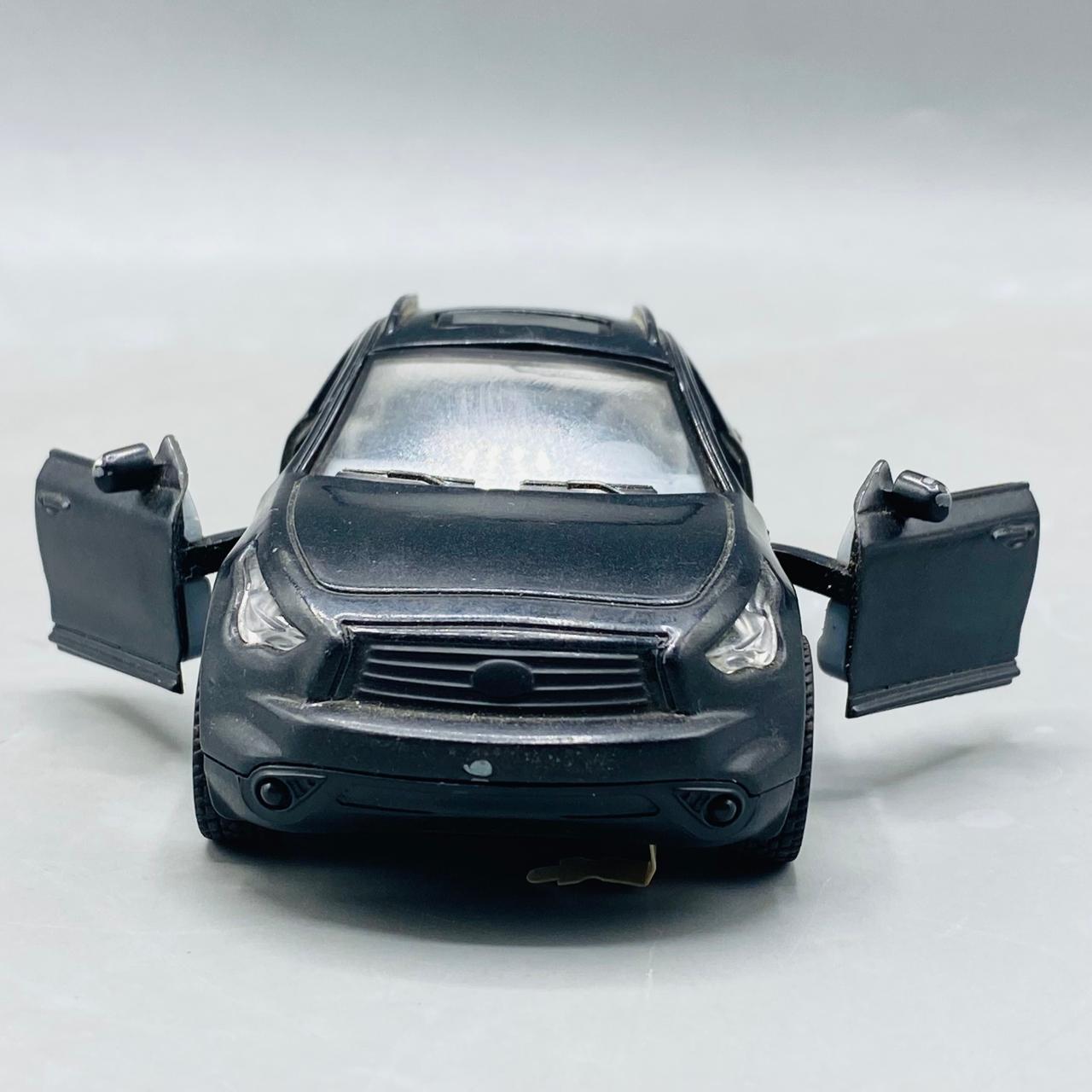 1:36 Scale Black Infiniti QX70 Style Die-Cast Car