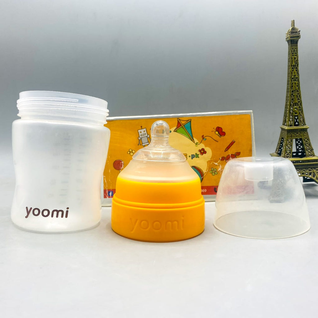 Yoomi Self-Warming Baby Bottle System (8 oz/240 ml) - Anti-Colic Nipple