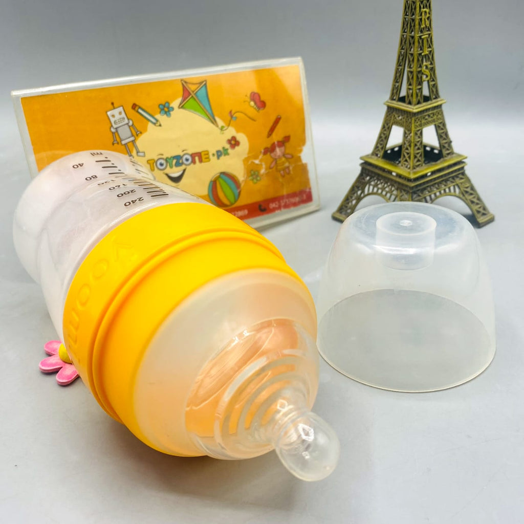 Yoomi Self-Warming Baby Bottle System (8 oz/240 ml) - Anti-Colic Nipple