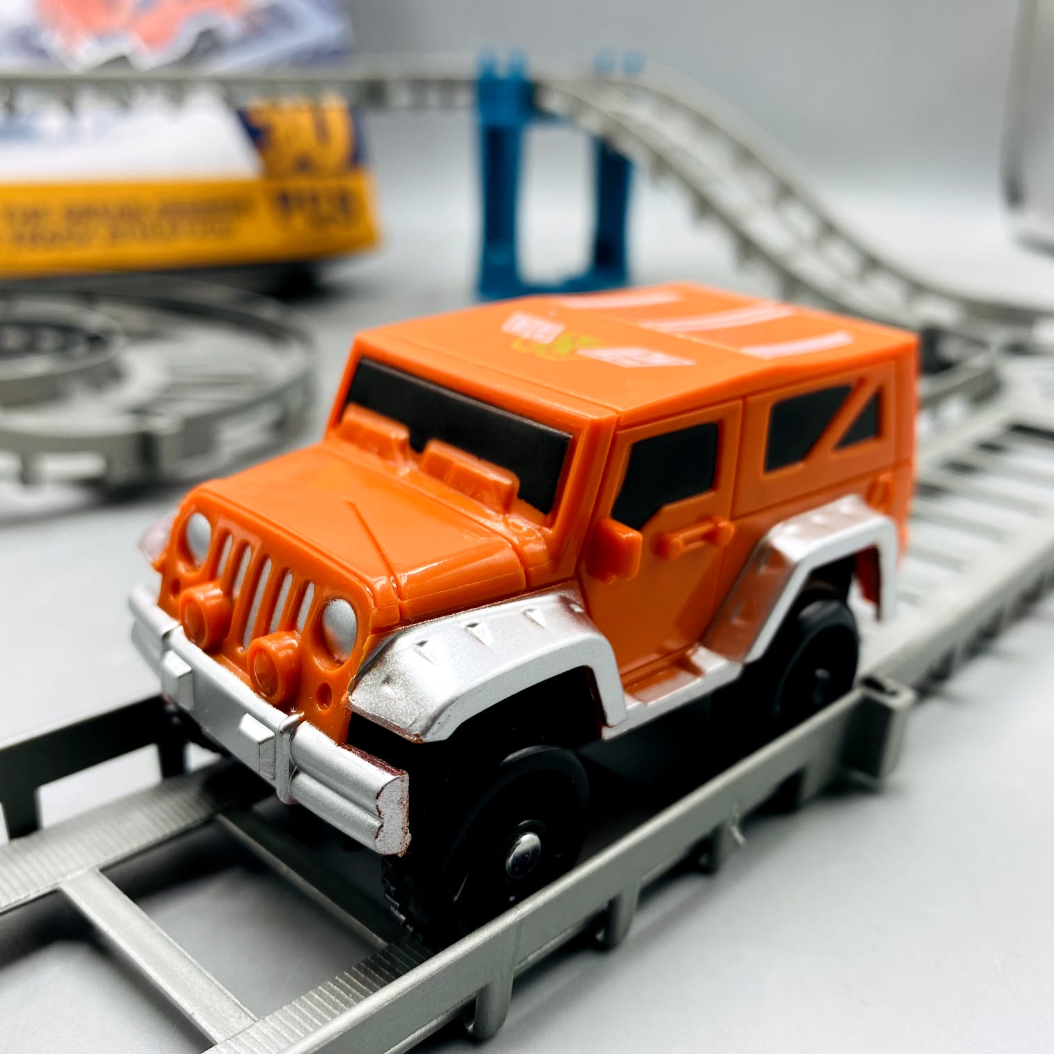 29 Pcs Urban Jeep Track Set