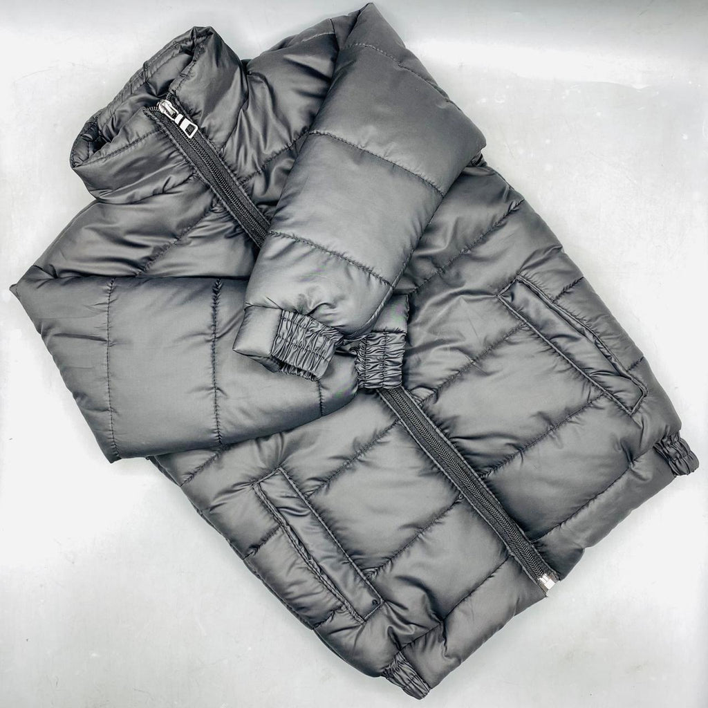 Black Color Winter Puffer Jacket with 3 Pockets