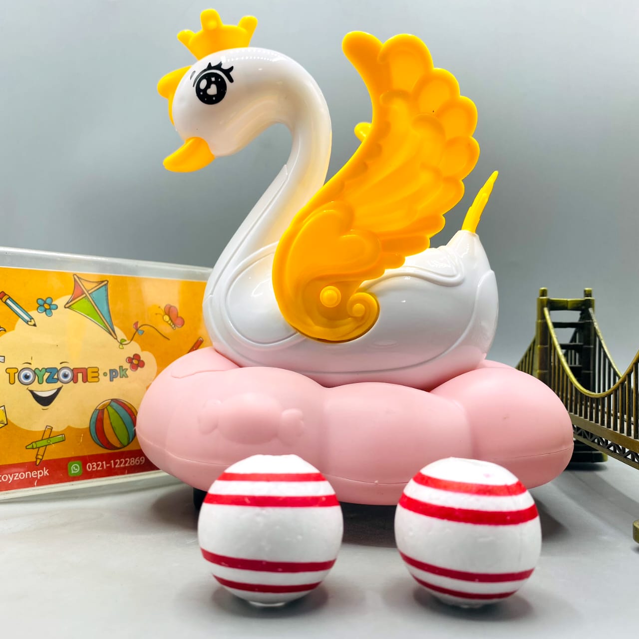 360 Rotate Floting Funny Swan With Light And Sound